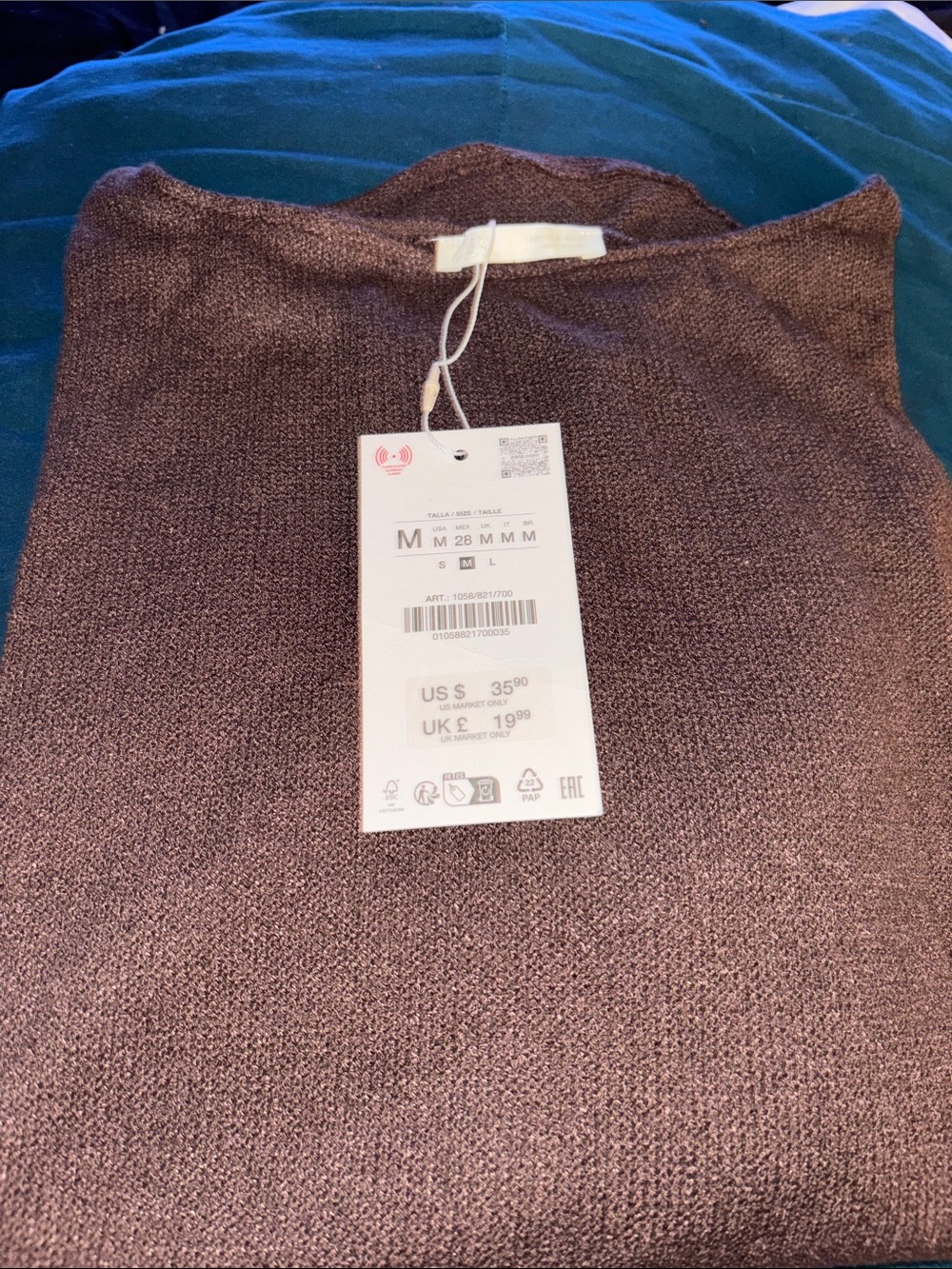 Zara Men's Crewneck Sweater in Brown